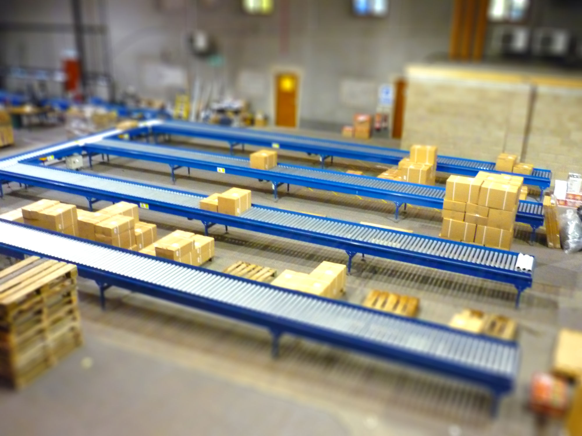 輥筒輸送線現場設計，輥筒流水線廠家